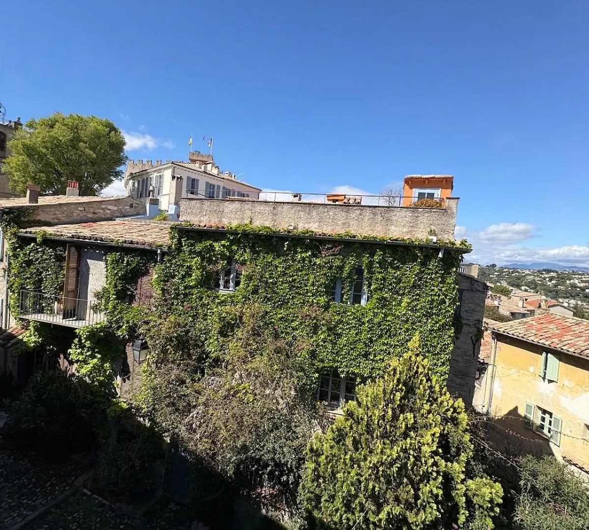 Holiday home Maison De Village Avec Vue Magnifique Cagnes-sur-Mer France